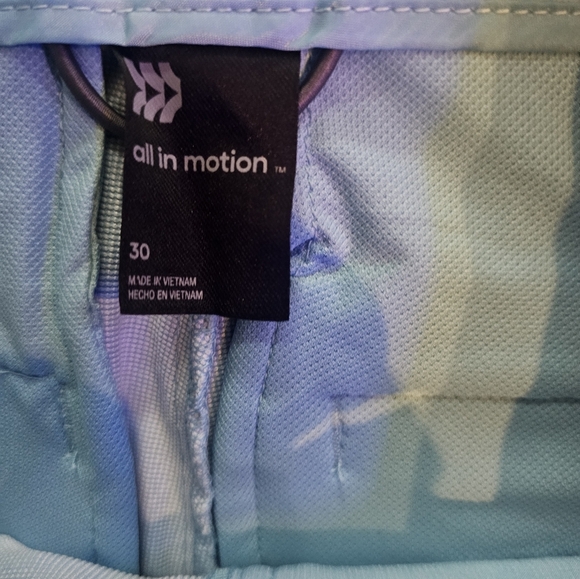 NWT Men's All in Motion Blue golf shorts 8 in inseam size 30. - Picture 2 of 6